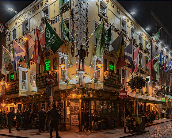 Temple bar pubs in Dublin