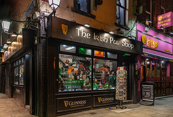 temple bar streets dublin 5020 ss